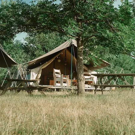 Et Brenazet Lägenhet Vernusse